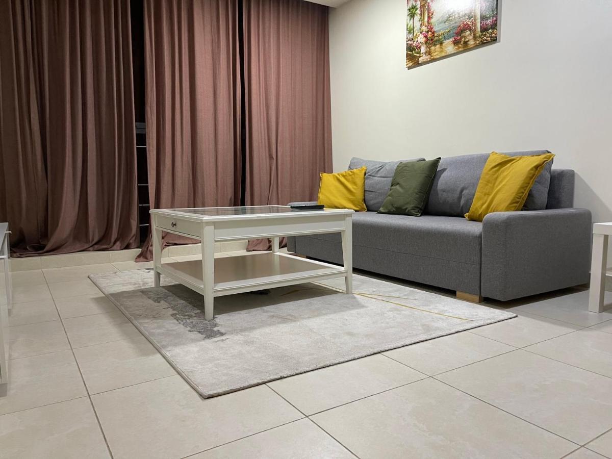 Metro Premium Location Spacious 2 Bedroom Apartment Right Next To The Metro Dubai Ngoại thất bức ảnh