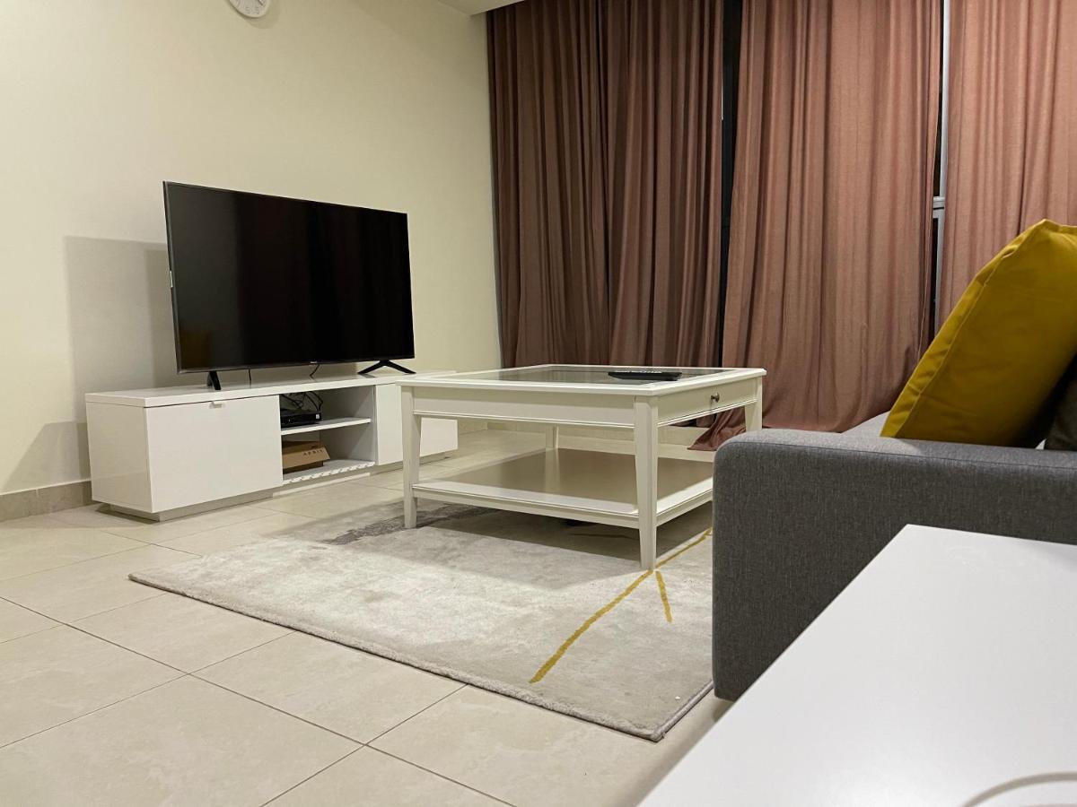 Metro Premium Location Spacious 2 Bedroom Apartment Right Next To The Metro Dubai Ngoại thất bức ảnh
