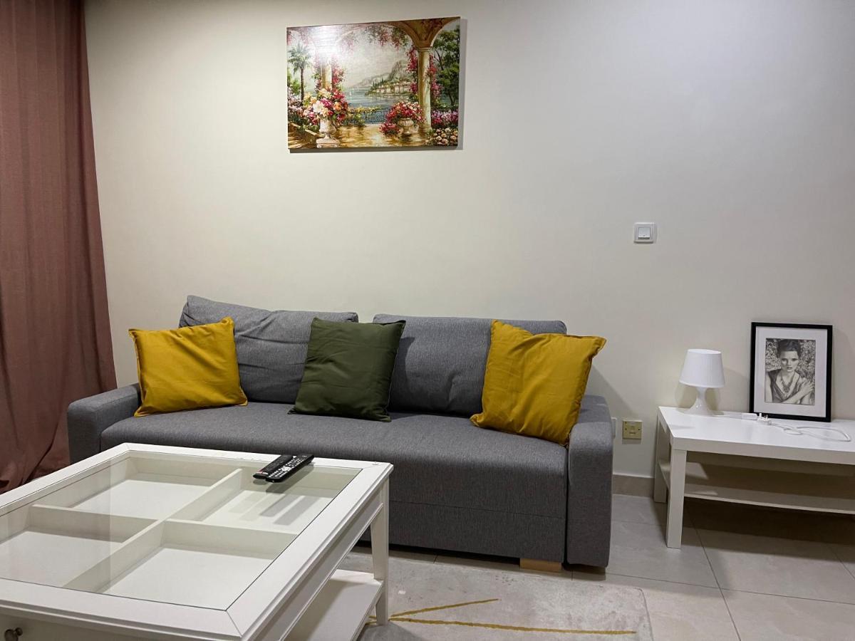 Metro Premium Location Spacious 2 Bedroom Apartment Right Next To The Metro Dubai Ngoại thất bức ảnh